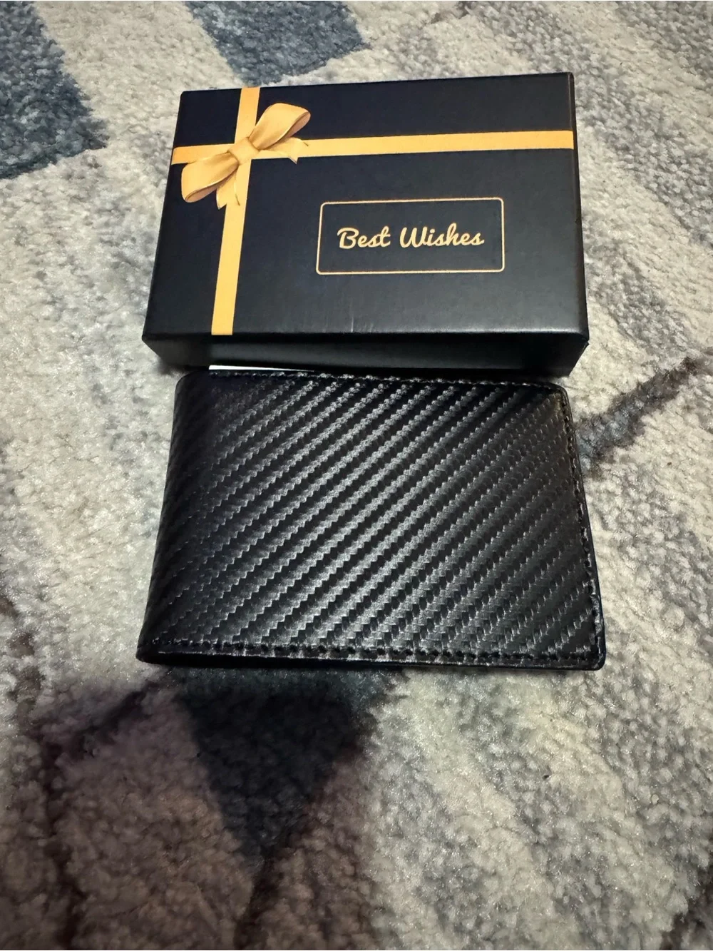 Black Carbon-Texture Men's Wallet - Unbranded